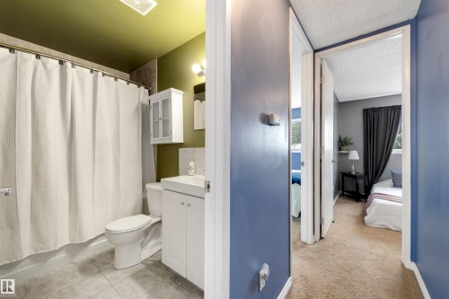 112 16725 106 Street, Edmonton, AB - Indoor Photo Showing Bathroom