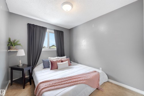 112 16725 106 Street, Edmonton, AB - Indoor Photo Showing Bedroom
