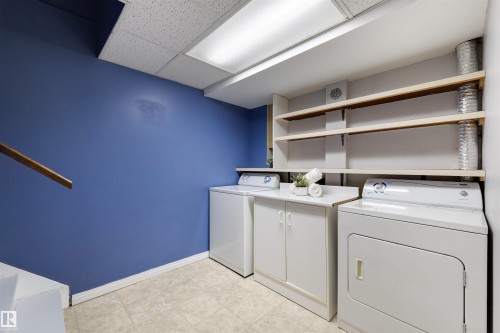 112 16725 106 Street, Edmonton, AB - Indoor Photo Showing Laundry Room