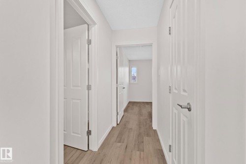 22 9703 174 Street Nw, Edmonton, AB - Indoor Photo Showing Other Room