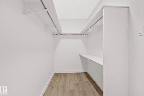 22 9703 174 Street Nw, Edmonton, AB - Indoor With Storage