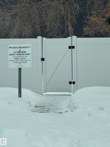 22 9703 174 Street Nw, Edmonton, AB - Outdoor