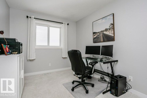 Home office featuring light carpet - 6710 Cardinal Road, Edmonton, AB - Indoor Photo Showing Office