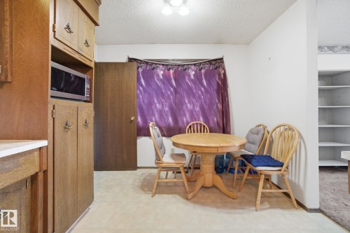 6319 15 Avenue, Edmonton, AB - Indoor