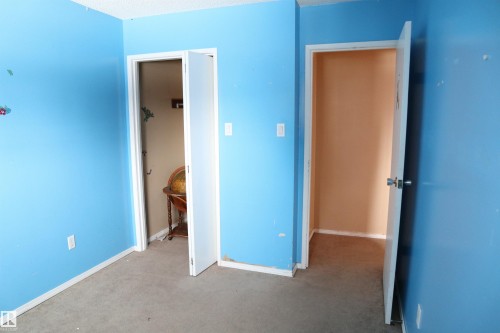 5205 55 Street, Thorsby, AB - Indoor