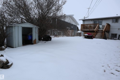 5205 55 Street, Thorsby, AB - Outdoor