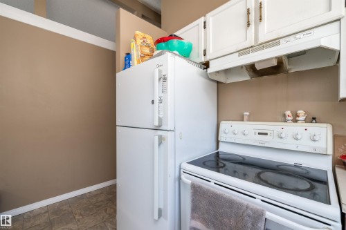 3620 42A Avenue, Edmonton, AB - Indoor