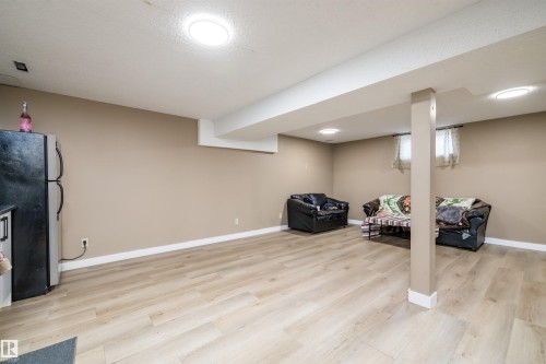 3620 42A Avenue, Edmonton, AB - Indoor Photo Showing Basement