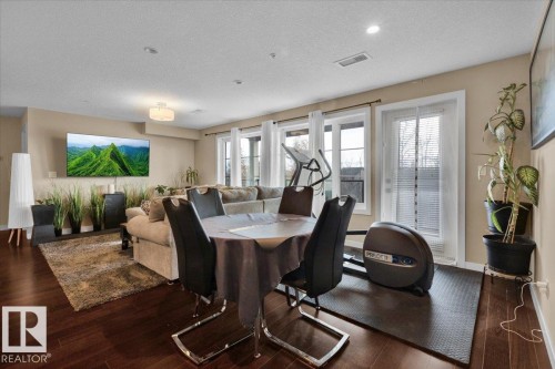 5029 Edgemont Boulevard, Edmonton, AB - Indoor