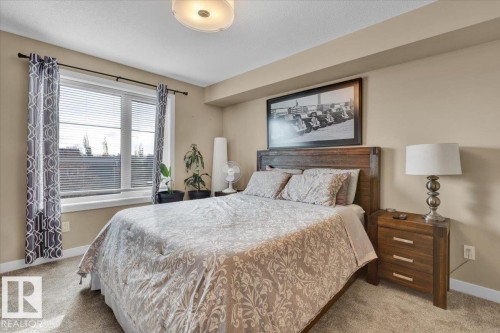 5029 Edgemont Boulevard, Edmonton, AB - Indoor Photo Showing Bedroom