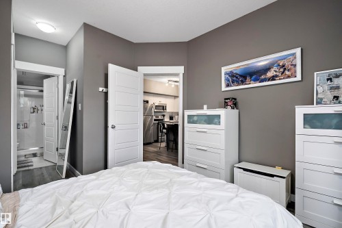 406 10518 113 Street, Edmonton, AB - Indoor Photo Showing Bedroom