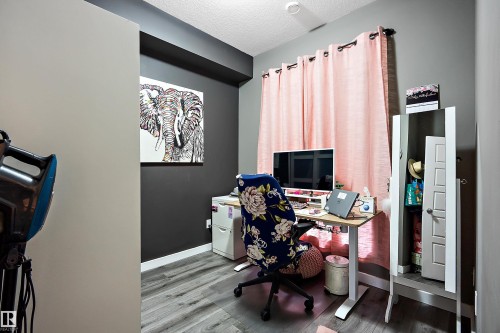 406 10518 113 Street, Edmonton, AB - Indoor Photo Showing Office