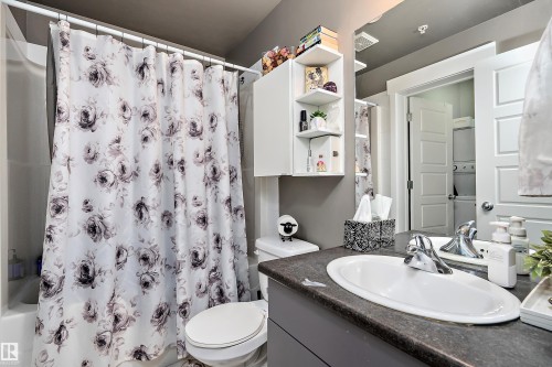 406 10518 113 Street, Edmonton, AB - Indoor Photo Showing Bathroom