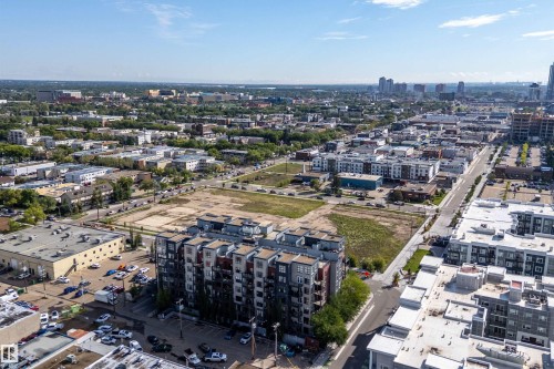 406 10518 113 Street, Edmonton, AB - Outdoor With View