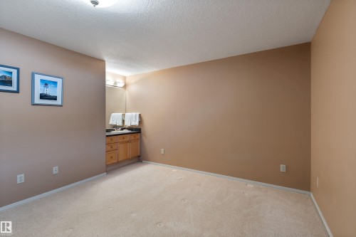 4 Placer Close, St. Albert, AB - Indoor Photo Showing Other Room