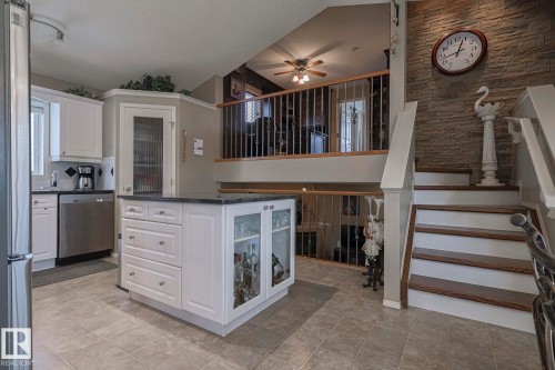 21304 88 Avenue, Edmonton, AB - Indoor