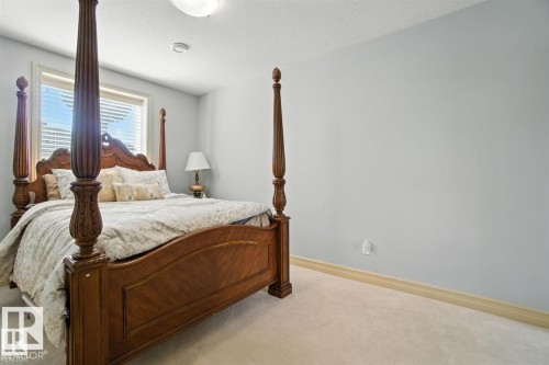 1526 Haswell Close, Edmonton, AB - Indoor Photo Showing Bedroom
