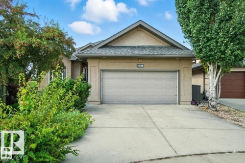 Summer front elevation - 1526 Haswell Close, Edmonton, AB - Outdoor