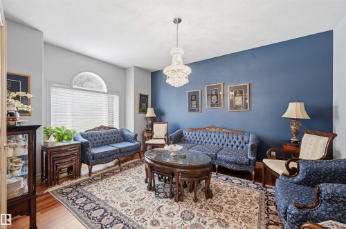 1526 Haswell Close, Edmonton, AB - Indoor Photo Showing Living Room