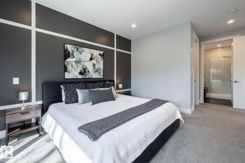 10936 71 Avenue, Edmonton, AB - Indoor Photo Showing Bedroom