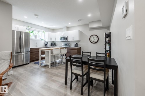 10936 71 Avenue, Edmonton, AB - Indoor