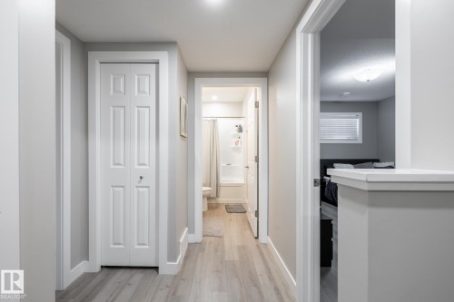 10936 71 Avenue, Edmonton, AB - Indoor Photo Showing Other Room