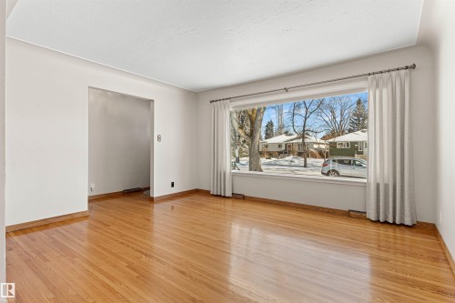10724 148 Street, Edmonton, AB - Indoor Photo Showing Other Room