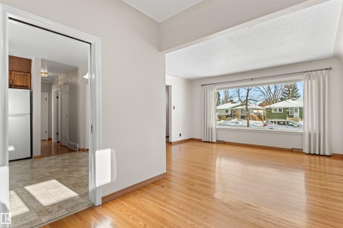 10724 148 Street, Edmonton, AB - Indoor