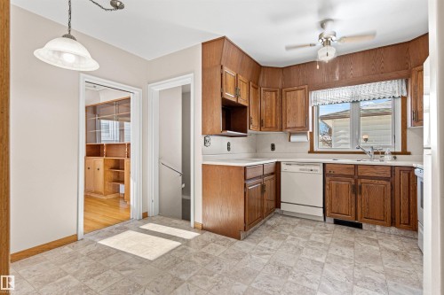 10724 148 Street, Edmonton, AB - Indoor Photo Showing Kitchen