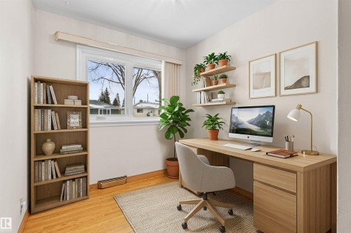 10724 148 Street, Edmonton, AB - Indoor Photo Showing Office