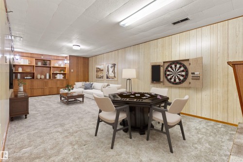 10724 148 Street, Edmonton, AB - Indoor