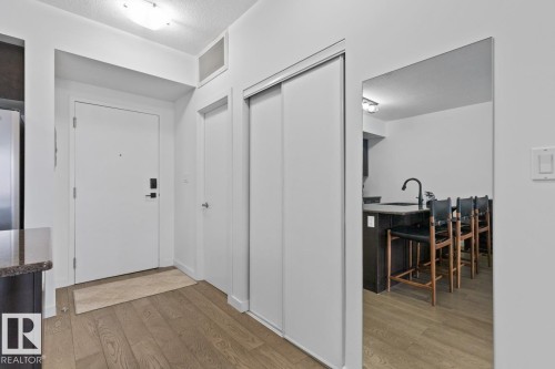 408 11203 103A Avenue, Edmonton, AB - Indoor Photo Showing Other Room