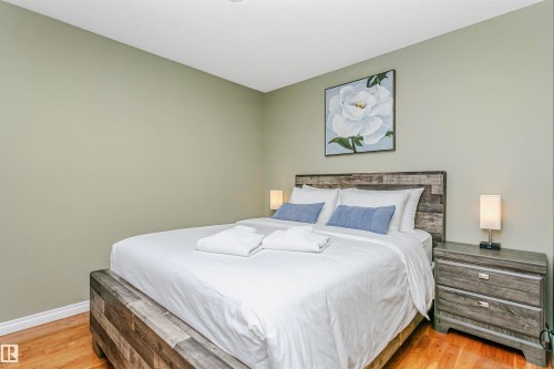 Bedroom with light wood-style floors - 18507 92 Avenue, Edmonton, AB - Indoor Photo Showing Bedroom