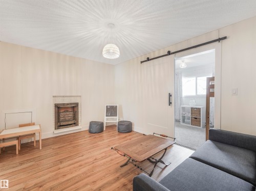 809 8 Street, Rural Lac Ste. Anne County, AB - Indoor