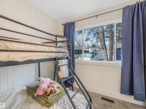 809 8 Street, Rural Lac Ste. Anne County, AB - Indoor