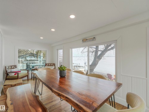 809 8 Street, Rural Lac Ste. Anne County, AB - Indoor Photo Showing Dining Room