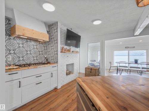 809 8 Street, Rural Lac Ste. Anne County, AB - Indoor With Fireplace