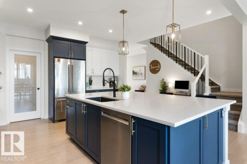 20876 131 Avenue, Edmonton, AB - Indoor Photo Showing Kitchen With Upgraded Kitchen