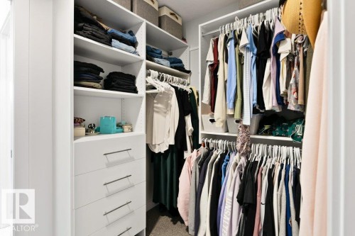 20876 131 Avenue, Edmonton, AB - Indoor With Storage