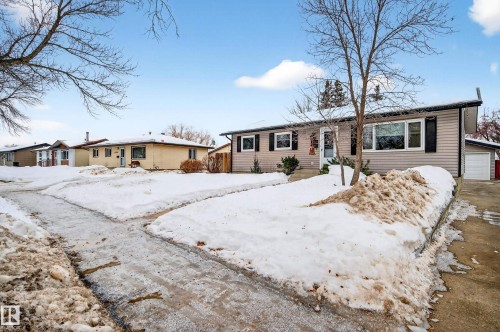 8938 94 Avenue, Fort Saskatchewan, AB - Outdoor With Facade