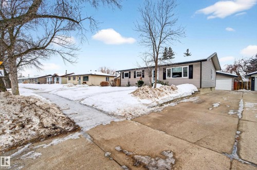 8938 94 Avenue, Fort Saskatchewan, AB - Outdoor