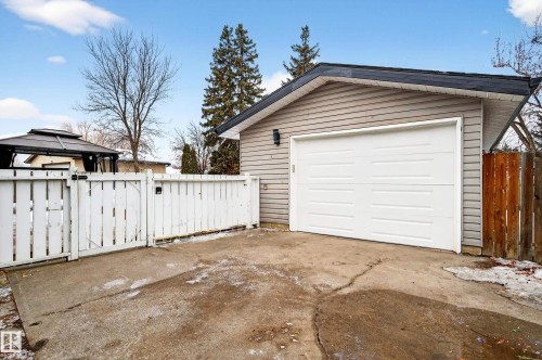 8938 94 Avenue, Fort Saskatchewan, AB - Outdoor