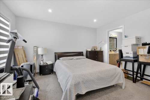 86 Edgefield Way, St. Albert, AB - Indoor Photo Showing Bedroom