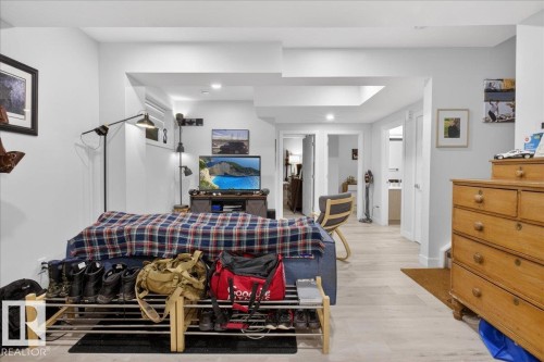 86 Edgefield Way, St. Albert, AB - Indoor