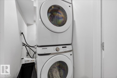 86 Edgefield Way, St. Albert, AB - Indoor Photo Showing Laundry Room