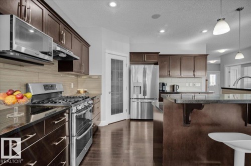 17028 78 Street, Edmonton, AB - Indoor Photo Showing Kitchen With Upgraded Kitchen