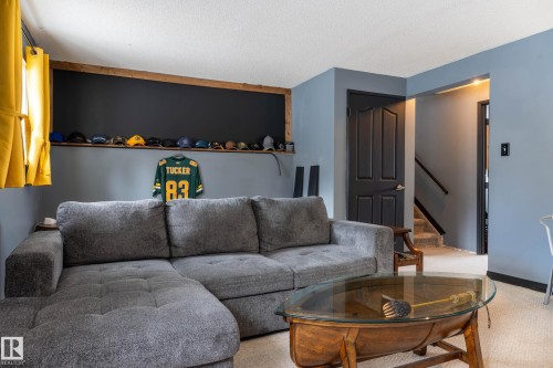 2009 4 Avenue, Cold Lake, AB - Indoor Photo Showing Living Room