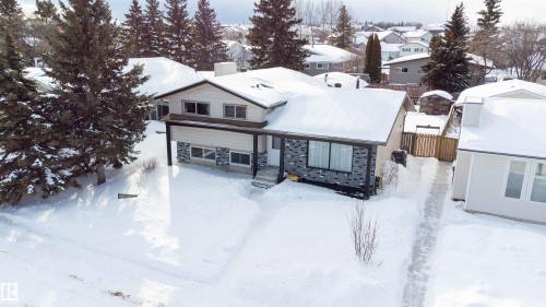 2009 4 Avenue, Cold Lake, AB - Outdoor