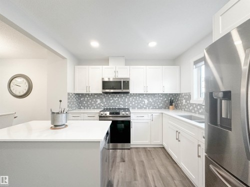 1270 Rosenthal Boulevard, Edmonton, AB - Indoor Photo Showing Kitchen With Stainless Steel Kitchen With Upgraded Kitchen