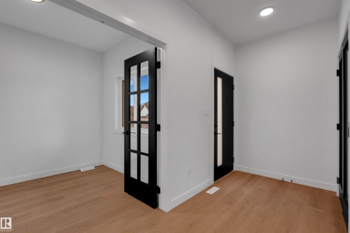 34 Grayson Green, Stony Plain, AB - Indoor Photo Showing Other Room